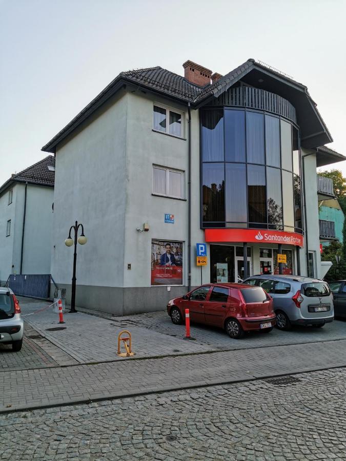 Uroczy Apartament Przy Deptaku Z Parkingiem. Polanica-Zdroj Ngoại thất bức ảnh
